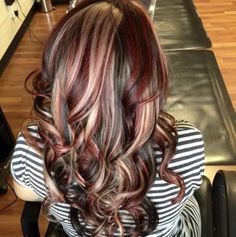 Hair Color Red Highlights, Dimensional Hair Color, Hair Color Chocolate, Hair Color Burgundy, Red Brown Hair, Trendy Hair Color