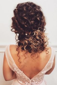 Hairstyles For Naturally Curly Hair, Curly Bridal Hair, Curly Wedding Hair, Naturally Curly Hair, Curly Hair Updo, Elegant Wedding Hair, Wedding Hair And Makeup