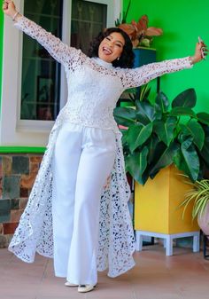 White Long Sleeve Lace Top, African Mermaid, Long Sleeve Lace Top, African Party Dresses, Plus Size White, Lace Dress Styles, African Lace Dresses, Pant Suits, Straight Leg Pant