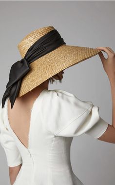 French Hat, Classy Hats, Hairstyles Ponytail, Elegante Y Chic, Women Hats Fashion, Elegant Hats, Summer Sun Hat, غرفة ملابس, Hat Style