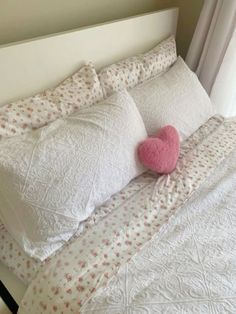 aesthetic • bed • throw pillows • Bed Throw Pillows, Green Bedrooms, Green Cabin, Stylish Bedroom Decor, Aesthetic Bed, Chic Bedding, Pinterest Room Decor, Redecorate Bedroom, Room Redo