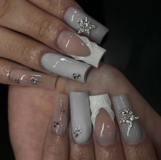 Grey Nail Inspo Acrylic, Grey Acrylic Nail Designs, Grey Nail Designs Short, Grey Almond Acrylic Nails, Dark Gray Nails Design, Silver Nail Designs Acrylic, Winter Nails Grey, Icy Nails Winter, Gray Nails Acrylic