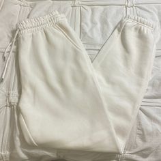 Forever 21 White Joggers, Size Small, Never Worn!! Only Selling Because I Took The Tag Off Before Trying On And They Were A Little Small On Me Forever 21 Relaxed Fit Cotton Bottoms, Forever 21 Cotton Loungewear Bottoms, Forever 21 Sporty Bottoms For Spring, Sporty Spring Bottoms From Forever 21, Forever 21 Casual Loungewear Bottoms, Casual Forever 21 Loungewear Bottoms, Casual Loungewear Bottoms From Forever 21, Forever 21 Casual Loungewear Pants, Casual Forever 21 Lounge Bottoms