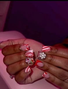 Short Square Acrylic Christmas Nails, Christmas Nails Set, Nails For Kids Christmas, Christmas Duck Nails, Christmas Junk Nails, Red Holiday Nails Acrylic, Christmas Short Nails Design, Red Junk Nails, Short Nails Christmas Designs