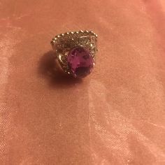 Silver & Purple Diamond Ring! Classy Ring With Stretch To It Elegant Purple Crystal Ring For Party, Elegant Purple Crystal Party Ring, Pink Metal Rings, Purple Diamond Ring, Classy Ring, Purple Diamond, Ring Color, Womens Jewelry Rings, Color Purple