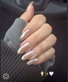 Coconut Chrome Nails, Chrome Nail Combinations, Cool Chrome Nails, Tan Chrome Nails, Chrome Nails Pearl, Fall Chrome Nail Colors, Fall Chrome Nails, Glazed Nails