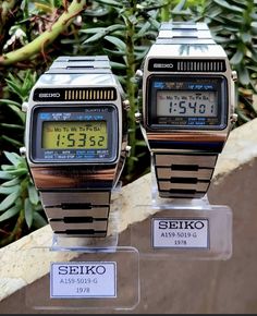 Transistor Radio Vintage, Streetwear Inspiration, Game & Watch, Cool Tech, Classic Watches, Tag Heuer, Digital Watch, Cool Watches