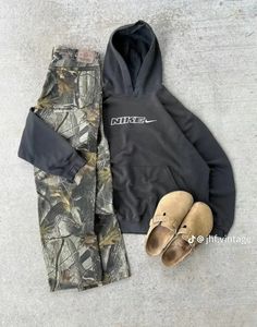 Outfit Inspo Streetwear, Chill Fits, Mens Casual Dress Outfits, Mens Fashion Casual Outfits, Streetwear Casual, Fall Fits