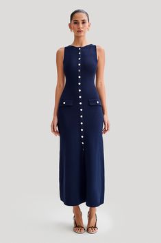 Sawyer Sleeveless Buttoned Maxi Dress - Navy Long Button Down Dress Outfits, Business Casual Dress Outfits, Navy Outfits For Women, Navy Blue Outfit, Button Maxi Dress, Georgia Dress, Smart Casual Dress, Ribbed Maxi Dress, Long Knitted Dress