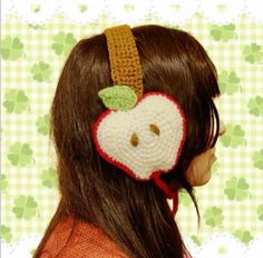 cttro ♡ Crochet Clothes And Accessories, Apple Earmuffs, Christmas Crochet Accessories, Twee Accessories, Crochet Headband Ideas, Ear Muffs Crochet, Crochet Apple Pattern, Apple Sewing, Crochet Ear Muffs