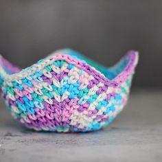 Moss-Stitch Soup Bowl Cozy Crochet pattern by Cara Louise Reitbauer Crochet Soup Bowl Cozy, Cozy Crochet Patterns, Moss Stitch, Knit Fashion, Soup Bowl, Crochet Patterns, Bowl, Knitting, Crochet