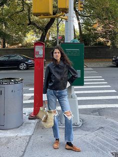 https://substack.com/redirect/60ed1834-ac10-4afd-91af-cca090cba1ba?r=okbqt 90s Chola Fashion, Midsize Fashion Winter, Cereal Aisle, Leandra Medine Style, Loafers Outfit, Leandra Medine, Old Stuff, Getting Dressed, Nyc Fashion