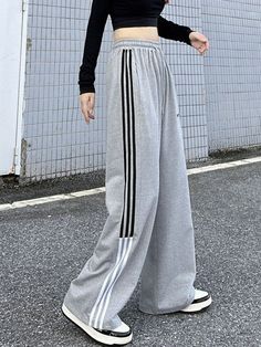 ⚡️Free Shipping 2022 Vintage Side Stripe Baggy Sweatpants Gray M under $42.00 in Pants at AnotherChill.com Online. Style: Casual/Street/Vintage/Y2K/Punk/Hip Pop/Preppy/Sporty. Fabric Content: Polyester, Cotton. Fit Type: Loose fit. : These vintage-inspired sweatpants are back on trend nowadays. Sits to an elasticated tie waist design, features a flattering silhouette, and contrast stripe panels detailing along the side.. ✓2022 SUMMER OUTFITS. Check reviews and buy Vintage Side Stripe Baggy Sweat Trendy Sweatpants With Side Stripes For Streetwear, Straight Leg Sweatpants With Side Stripes For Streetwear, Baggy Straight-leg Sweatpants With Side Pockets, Streetwear Sporty Pants With Three Stripes, Streetwear Full-length Sweatpants With Elastic Waistband, Y2k Punk, Sweatpants Black, Baggy Sweatpants, Pre Fall Collection