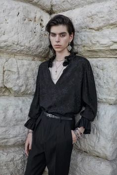 Saint Laurent Menswear, Punk Chic, Goth Guys, Male Fashion Trends, Spring Summer 2022, Live Fashion, Menswear Collection, Gothic Outfits, Mens Spring