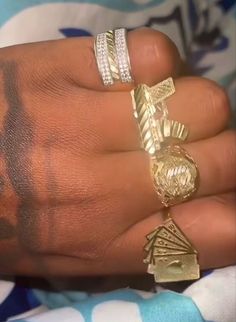 Custom Gold Jewelry, La Jewelry, Xoxo Jewelry, Dope Jewelry Accessories, Gold Finger Rings, Expensive Jewelry Luxury, Indie Jewelry, Dope Jewelry