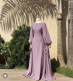 Long Elegant Dresses Classy, Elegant Ball Dress, Pretty Abayas, Islamic Dresses, Islamic Fashion Dresses, Chic Dress Classy