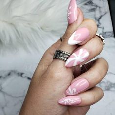 Pink Christmas Nail, Self Care Bath, Rose Quartz Nails, Pale Pink Nails, Best Self Care, Bath Routine, Christmas Tree Nails, Aurora Nails