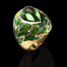 Yellow gold 750, Green tourmaline  8,24 ct., Diamonds, Enamel Item no: R0261-1/1 London Topaz, Bijoux Art Nouveau, International Jewelry, Blue Jewelry, Diy Schmuck, Blue And Gold, Exquisite Jewelry