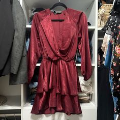 Bran Knew With Tags! Super Comfy And Has A Stretch Waist Casual Burgundy Midi Dress For Party, Casual Burgundy Dress For Party, Zara Long Sleeve Red Mini Dress, Zara Long Dress, Zara Floral Dress, Green Summer Dresses, Tulle Mini Dress, Pleated Mini Dress, Zara Dress