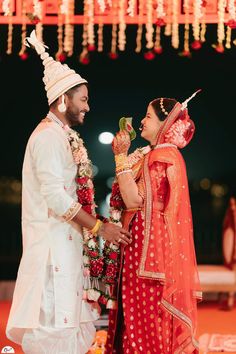 Bengali Wedding Aesthetic, Manifestation Goddess, Bengali Wedding Couple Poses Photography