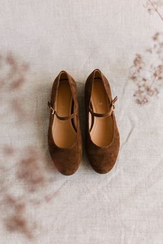 Mary-jane Natural Cigaro Brown Velvet Leather Shoes Retro - Etsy Retro Baby, Brown Velvet, Mary Jane Pumps, Vintage Inspired Dresses