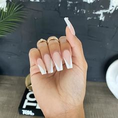 Fresh set 💎 #ravenelysenails Trendy Nail Polish, Sassy Nails, Nails Design With Rhinestones, Fall Acrylic Nails, Short Square Acrylic Nails, Long Acrylic Nails Coffin, Nail Art Designs Videos, Nails Done