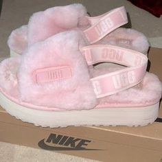 Pink Ugg Slippers, Pink Uggs, Teenage Fashion, Teenage Fashion Outfits, Womens Uggs, Send Me, Full Service, Customer Support