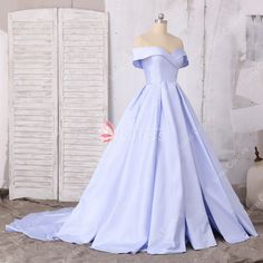 Lavender Off the Shoulder Long Ball Gown Prom Dress with High Slit for Retailer 16 Birthday Dress, Birthday Dress Simple, Military Ball Dress, Lavender Prom Dresses, Prom Birthday, Military Ball, Chic And Elegant, Gown Prom, Long Train