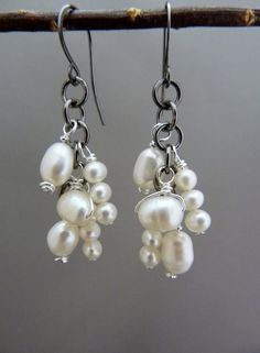 Gorgeous natural pearl, dangle earrings wrapped with non tarnishing silver plated wire. Hung on gunmetal gray jump rings and handmade gunmetal ear wires. MEMBER - GHdesigns Beaded Jewlery, Pearl Dangle Earrings, Natural Pearl, Pearl Earrings Dangle, Gorgeous Earrings, Jewelry Creation, Jewelry Projects