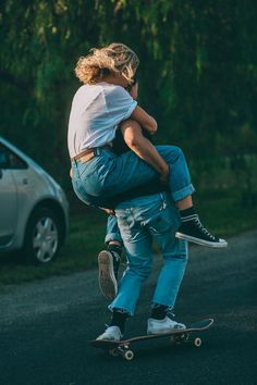 Skater Couple, Skateboard Aesthetic, The Love Club, Skater Girls, Cute Relationship Goals, Couple Shoot, Couple Aesthetic, Cute Couple Pictures, Cute Couples Goals