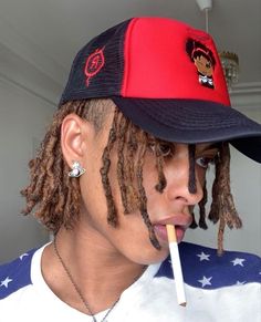 Dreadlocks Men, Blonde Dreads, Beautiful Dreadlocks, Short Locs Hairstyles, Dreads Styles, Dyed Hair Inspiration