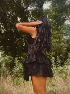 Black Flowy Dress Photoshoot, Dress Field Photoshoot, Mini Dress Photoshoot, Honey Photoshoot, Open Field Maternity Photoshoot, Photoshoot Field