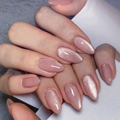 Ombre Nails Chrome Tips, Jelly Pink Chrome Nails, Shimmer Nails Acrylic, Summer Wedding Guest Nails, Neutral Cat Eye Nails, Nude And Pink Nails, Jelly Glitter Nails, Nude Sparkle Nails, Cat Eye Almond Nails