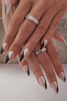 Minimal Classy Nails, Black And White Manicure Ideas, How To Tie Shoe Laces Hidden Knot, Black Line Nail Designs Coffin, Black Nails Abstract, Negative Space Nails Almond, Black Nails Abstract Design, Half And Half Nails Designs, Black And White Nails Almond