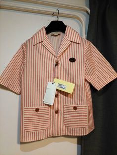 (eBay) Find many great new & used options and get the best deals for NWT Gucci SS21 Kids Button down Marine Co cream/red GG striped shirt size 10 at the best online prices at eBay! Free shipping for many products! Gucci Collared Cotton Tops, Gucci Cotton Collared Top, Red Gucci Cotton Top, Elegant Gucci Button-up Shirt, Gucci Cotton Button-up Tops, Gucci Outfits, Gucci Kids, Stripe Print, Kids Clothing