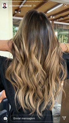 Balliage Hair Brown To Blonde, Blond Bayalage On Brown Hair, Fall Hair For Blondes, Balyage Long Hair Brunettes, Fall Brunette Hair, Tips Hair Color, Hair Care Aesthetic, Fall Hair Ideas For Brunettes