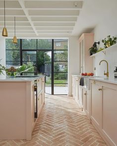 an image of a kitchen that is featured on the instagram page for farrowandball