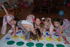 PJ Night Activities: Everyone loves Twister! #pjnight Slumber Party Pjs, Sleepover Bday, Girls Sleepover Party, Sleepover Tips, Birthday Sleepover Ideas, Pajamas Party