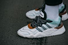 alexander wang adidas Coolest Sneakers, Crazy Sneakers, Paris Fashion Week Men, Men's Street Style, Adidas Shoes Originals, Street Style Shoes, Shoes Too Big, Fashion Shoes Sneakers