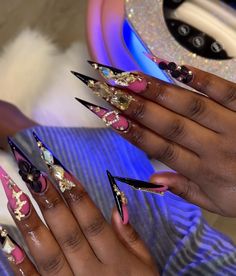 Fye Nails, Hot Nail Designs, Punk Nails, Diy Acrylic Nails, Pedicure Designs, Grunge Nails, Long Nail, Cute Acrylic Nail Designs