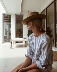 Hello Lover, Shot List, Beige Outfit, Style Muse, Coastal Grandma, Looks Street Style, Vacation Style, Mode Inspo, Looks Chic