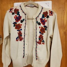 Cardigan Nwot Vintage Crew Neck Outerwear For Spring, Vintage White Crew Neck Cardigan, Retro Crew Neck Cardigan For Spring, Grandma Fashion, Sweaters Cardigan, Thrift Finds, Ebay Finds, Sweater Cardigan, Sweaters & Cardigans