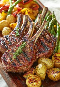 Get ready to impress your guests with these Juicy Grilled Rack of Lamb Chops! Marinated to perfection and grilled until beautifully charred, these lamb chops are succulent and bursting with flavor. I love serving them with roasted baby potatoes and fresh asparagus for a complete meal. Perfect for special occasions or a weekend treat! Don’t forget to check out my tips for grilling lamb to ensure they come out tender and juicy every time! Best Lamb Chop Recipes, Homemade Banana Pudding Recipe, Grilled Halibut, Roasted Baby Potatoes, Grilled Lamb Chops, Lamb Chop Recipes, Homemade Banana Pudding, Tuna Salad Recipe, Grilled Lamb