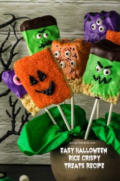 A bouquet of Halloween rice crispy treats.