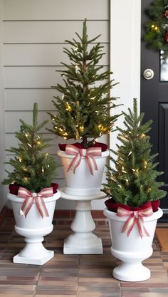 Learn how to create festive outdoor Christmas planters with our step-by-step guide and easy-to-follow ideas. Planters Ideas, Porch Garden, Outdoor Christmas, Step Guide, Plumbing, Top 10, Porch