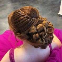 Country Braids, Bridesmaid Bun Hairstyles, Hairstyles Country, Hairstyles For Super Long Hair, Bridesmaid Bun, Hair Styels, Quinceanera Hairstyles, Quince Hairstyles, Super Hair