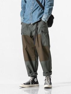 Baggy Pants Men, Baggy Pants Outfit, 일본 패션, Pants Outfit Men, Men With Street Style, Mens Fashion Streetwear, Baggy Pant, Streetwear Men Outfits