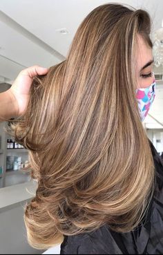 Best Fall Hair Colors, Hair Color Swatches, Intricate Hairstyles, Light Auburn Hair, Honey Hair Color, Layered Haircuts For Medium Hair