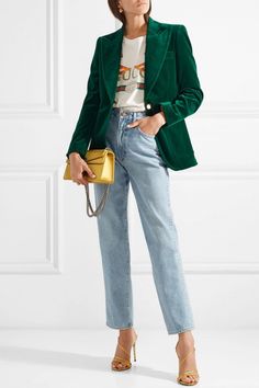 Green Velvet Blazer, Blazer And Jeans, Looks Jeans, Moda Instagram, Boyfriend Jacket, Fashion Pics, Blazer Outfit, Blazer Jeans