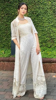 Diwali Outfits, Lehenga Designs Simple, Rakul Preet, Salwar Kamiz, Indian Dresses Traditional, White Gown